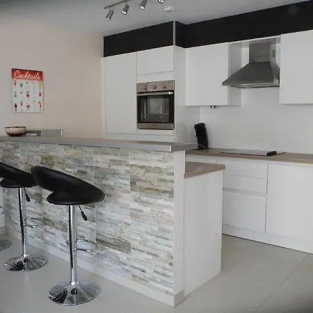 Margaux Apartment *